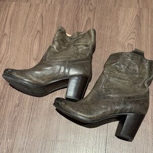 Frye leather  Ankle Boots